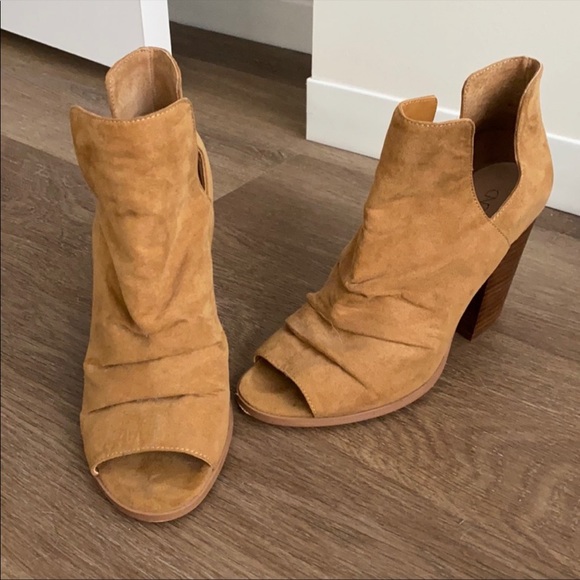 Abound Shoes - Suede slouch peep toe heels